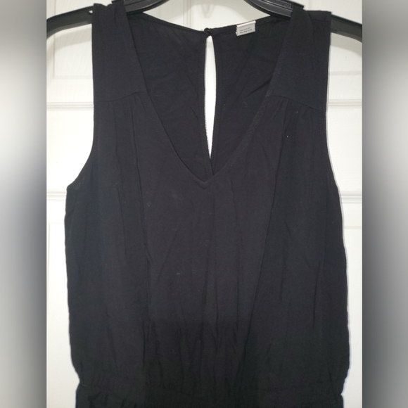 Old Navy Rayon Sleeveless Jumpsuit - Picture 3 of 6